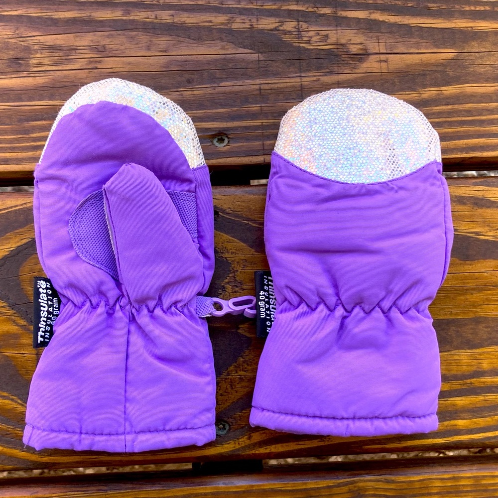 Thinsulate insulation toddler girl purple and sequins winter snow mittens/gloves